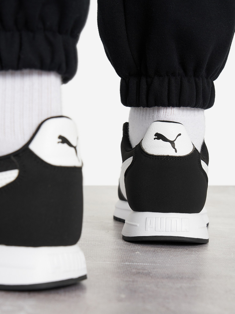 Кроссовки женские PUMA R78 Lightwind