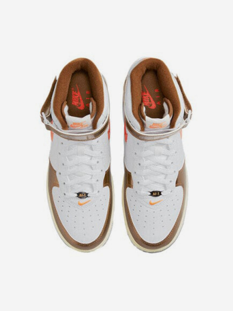 Кроссовки Nike Air Force 1 Mid Qs