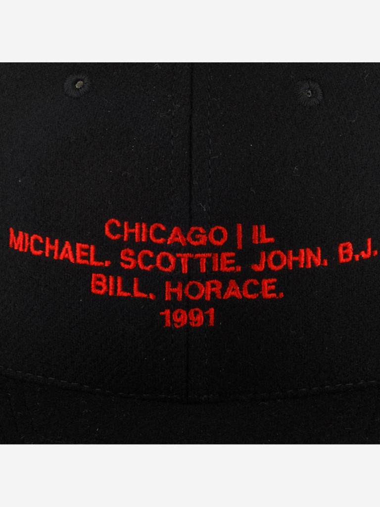 Бейсболка с прямым козырьком HOOD 100-MWL076-IL011-BK Chicago Name (черный)