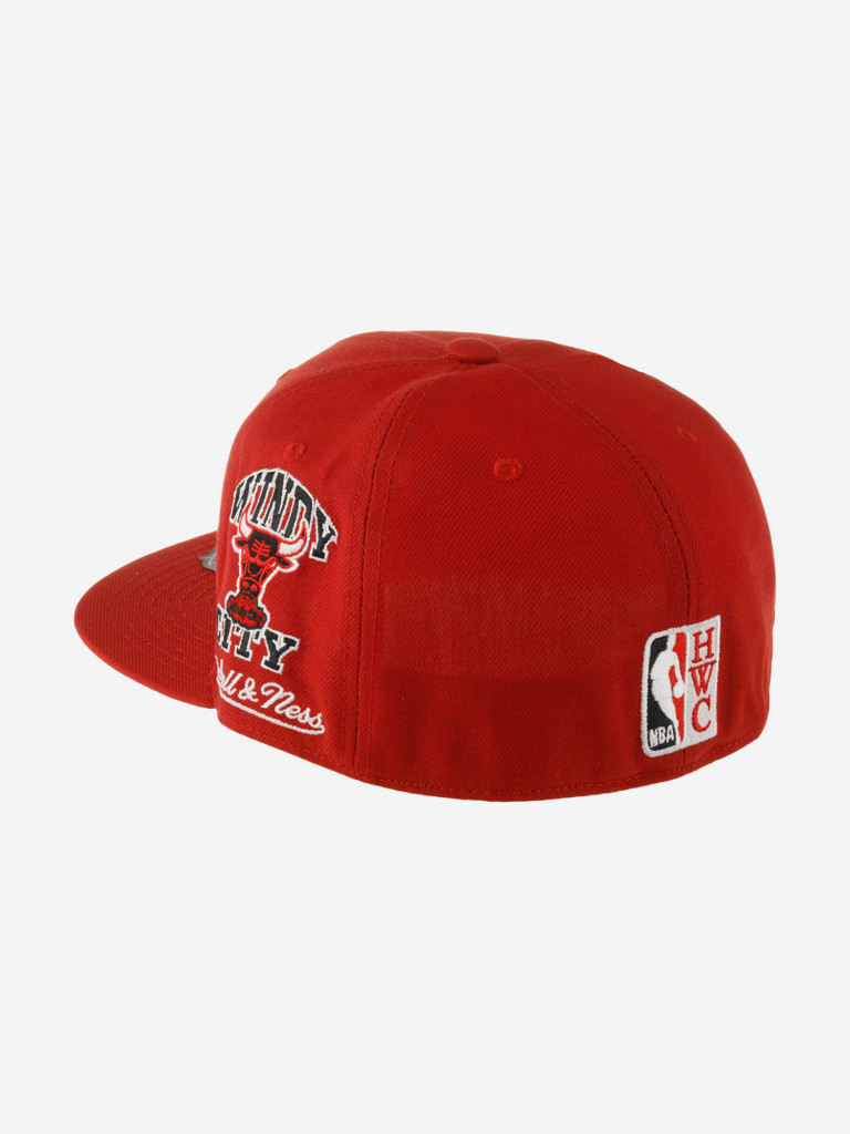 Бейсболка с прямым козырьком MITCHELL NESS 6HSFSH22016-CBURED Chicago Bulls NBA (красный)
