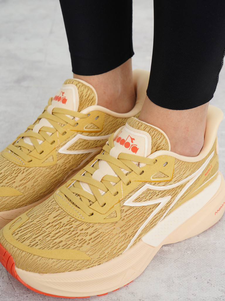 Кроссовки женские Diadora Nucleo 2