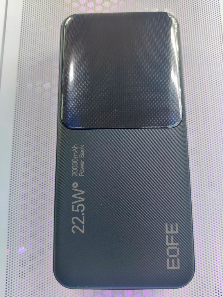 Внешний Аккумулятор EOFE G102 10000mAh LCD 37W чёрный