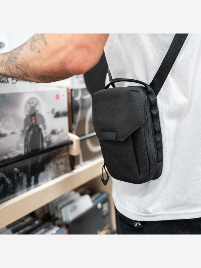 Сумка WANDRD X1 Cross Body Small 1L, черный