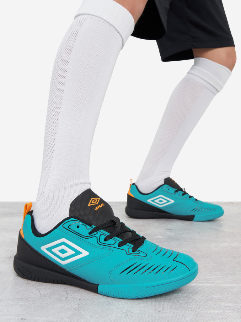 Бутсы для мальчиков Umbro Point Jnr Ic