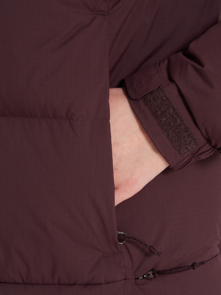 Пуховик женский Mountain Hardwear Nevadan Down Long Parka