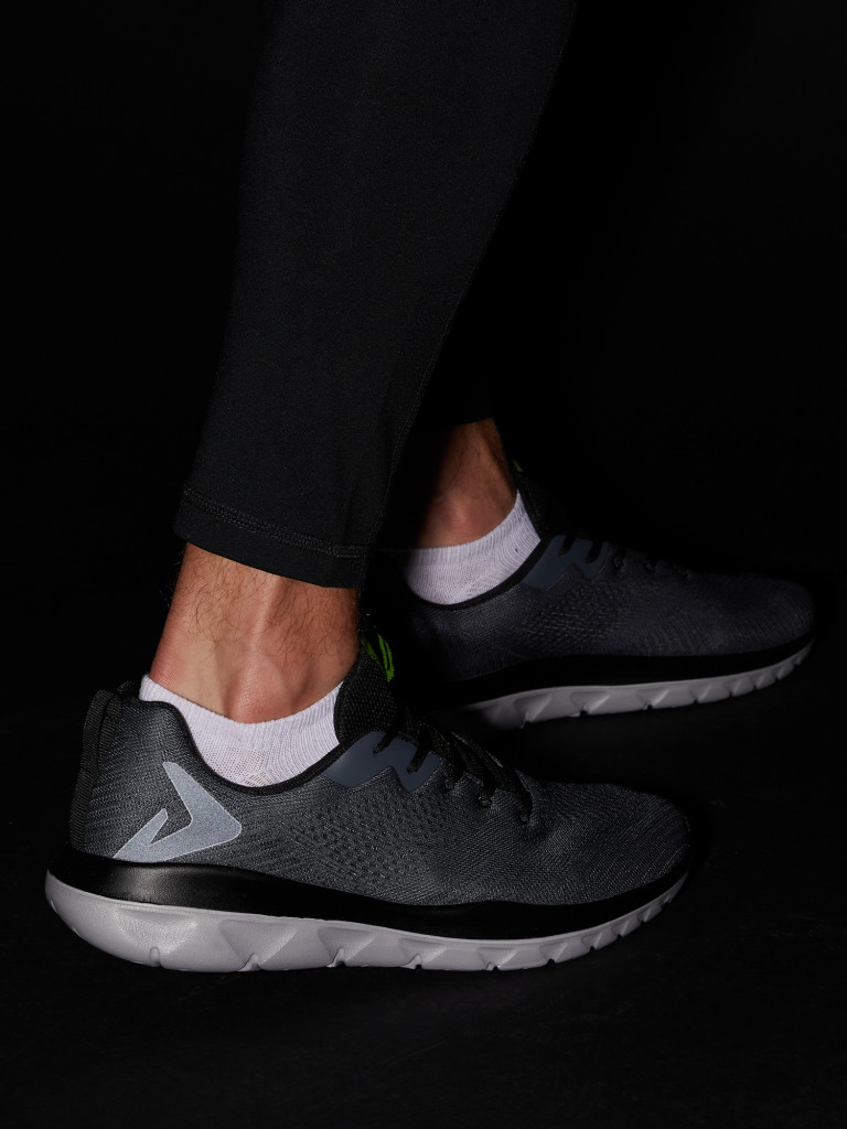 Кроссовки мужские Demix Magus 2