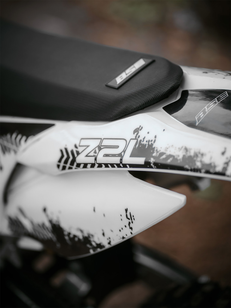 Эндуро / кроссовый мотоцикл BSE Z2 L 21\18