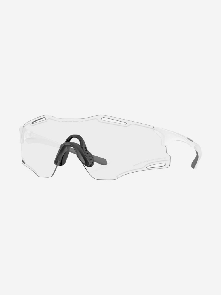 Солнцезащитные очки Oakley Cybr Zero