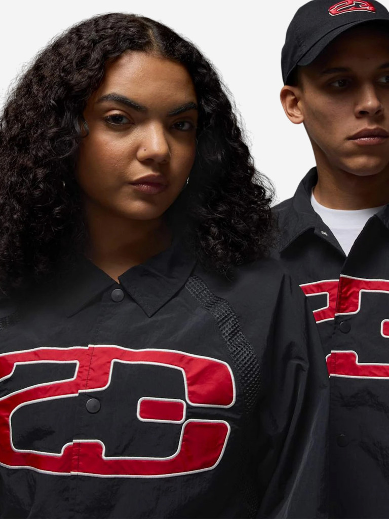 Куртка легкая мужская Nike M J Ess Coaches Jkt
