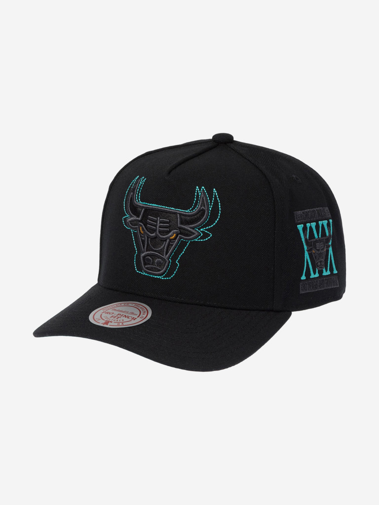 Бейсболка MITCHELL NESS HP15502-CBUBLCK Chicago Bulls NBA