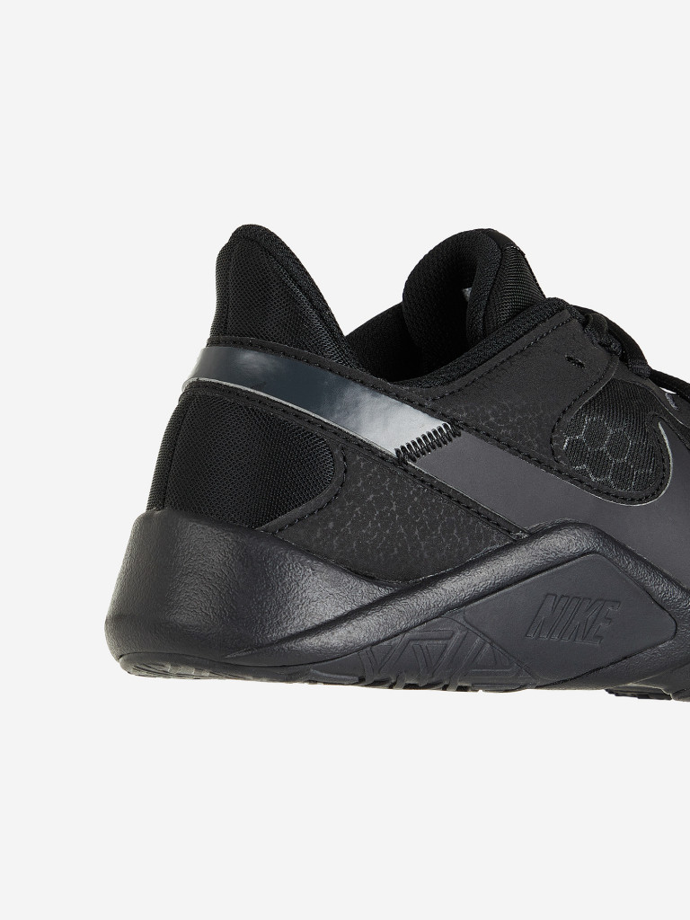 Кроссовки женские Nike Legend Essential 2