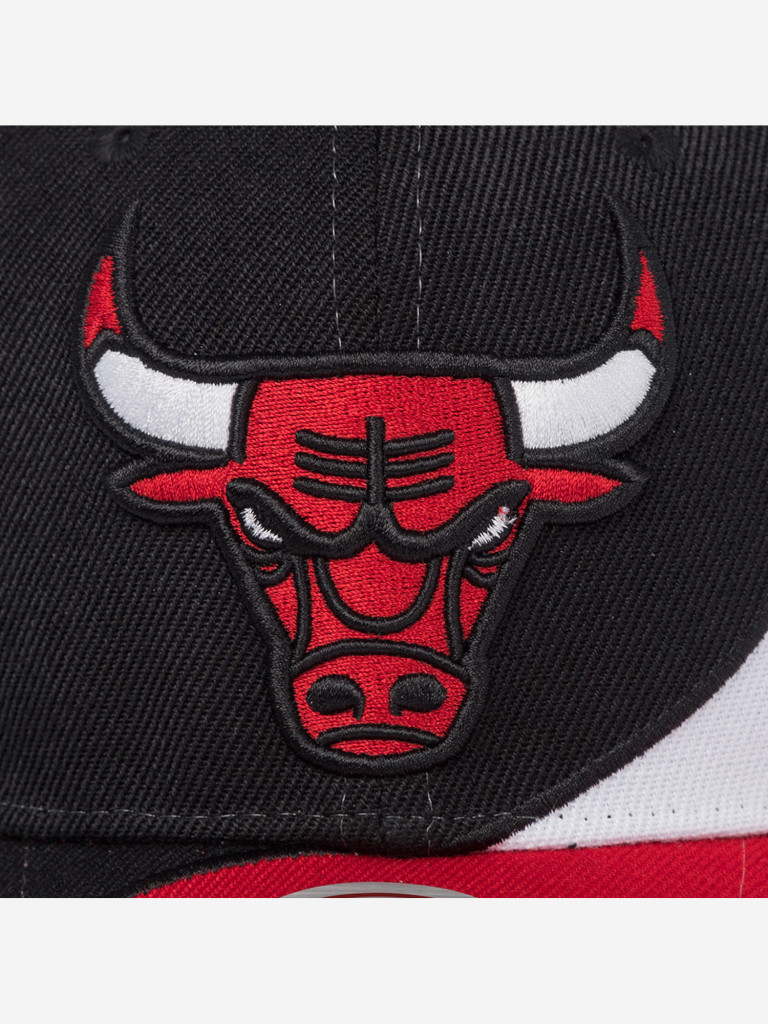 Бейсболка MITCHELL NESS HP10392-CBUBLCK Chicago Bulls NBA (черный)