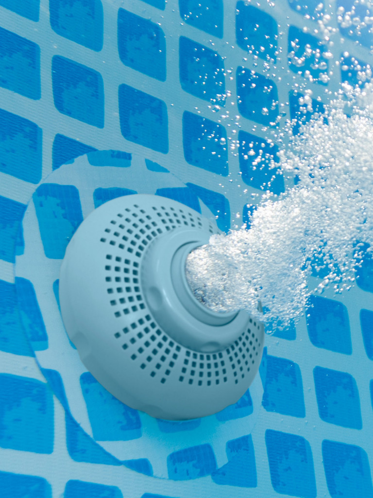 Бассейн каркасный Intex, 549х132 см, фильтр-насос песчаный 7.9м³, лестница, подстилка, тент