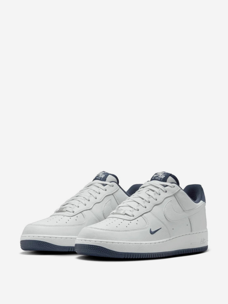 Кроссовки Nike AIR FORCE 1 07 LV8