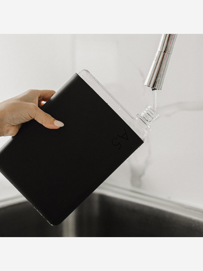 Бутылка с силиконовым чехлом Memobottle A5, черный