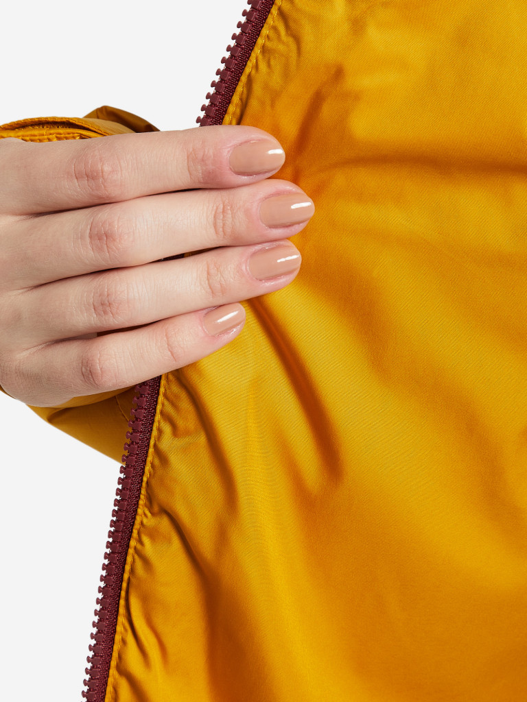 Пуховик женский Marmot Guides Down Hoody