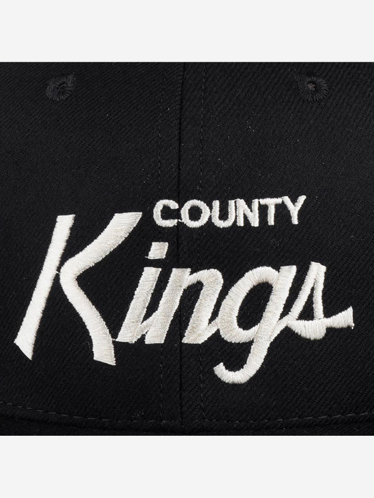 Бейсболка с прямым козырьком HOOD 100-MWL001-NY076-BK Kings County