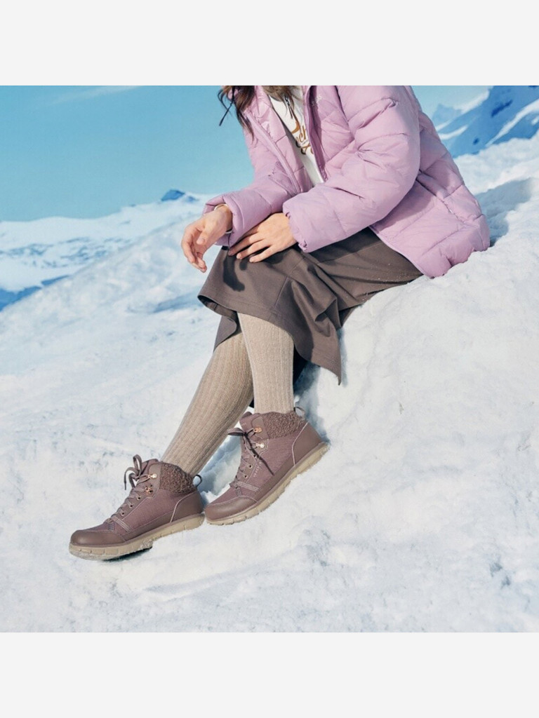 Ботинки женские Skechers Modern Comfort Mesh Thermal Snow Boots