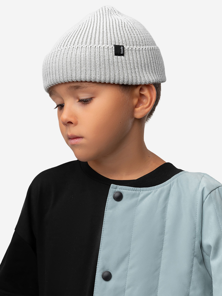 Вязанная шапка bodo