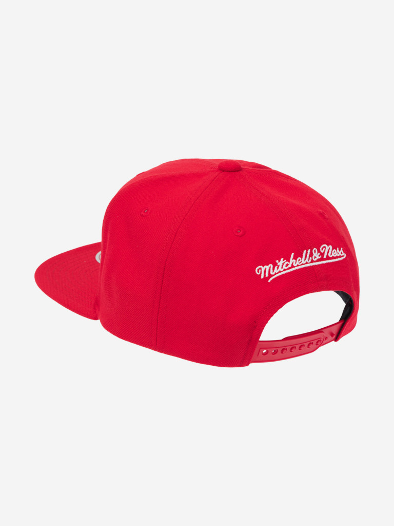 Бейсболка с прямым козырьком MITCHELL NESS HS9657-CBURED1 Chicago Bulls NBA (красный)