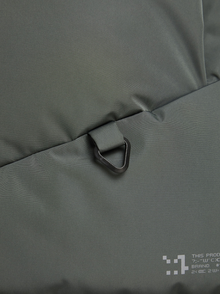 Пуховик женский KRAKATAU Amery