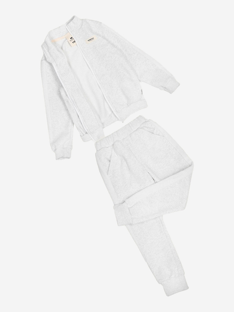 Костюм NIKASTYLE