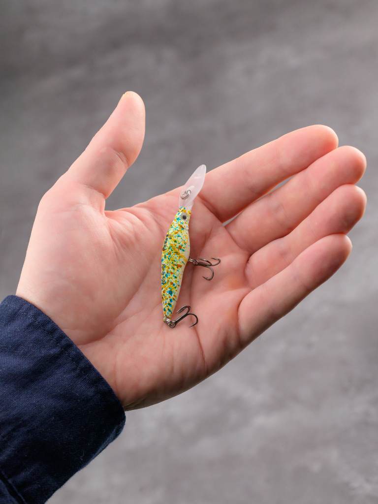 Воблер Akara Fang 50F минноу плавающий на окуня, голавля, форель 3,5гр A225G