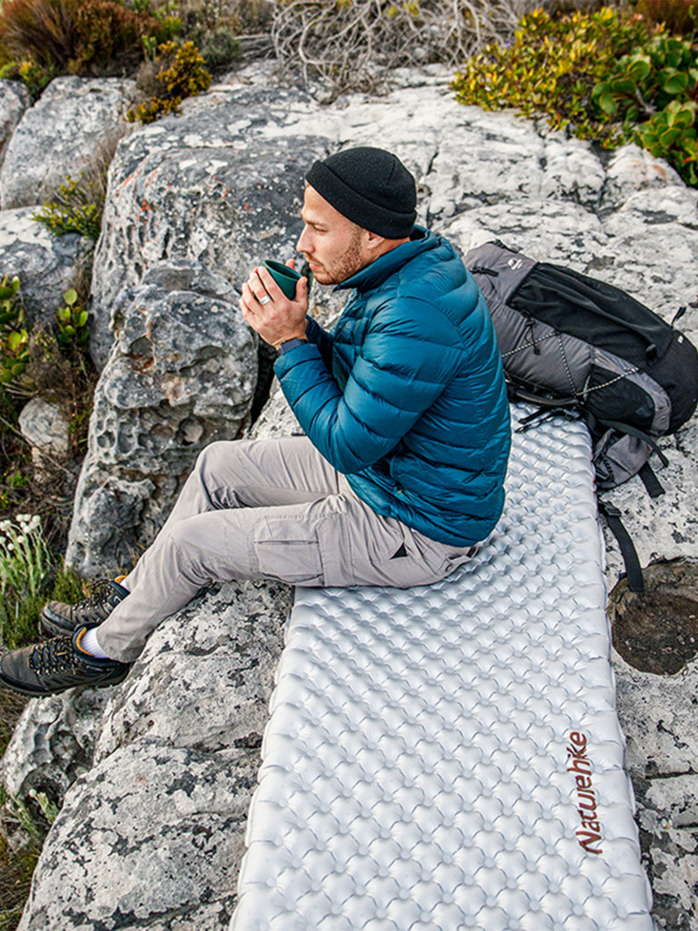 Коврик Naturehike надувной, R-value 5.8, L
