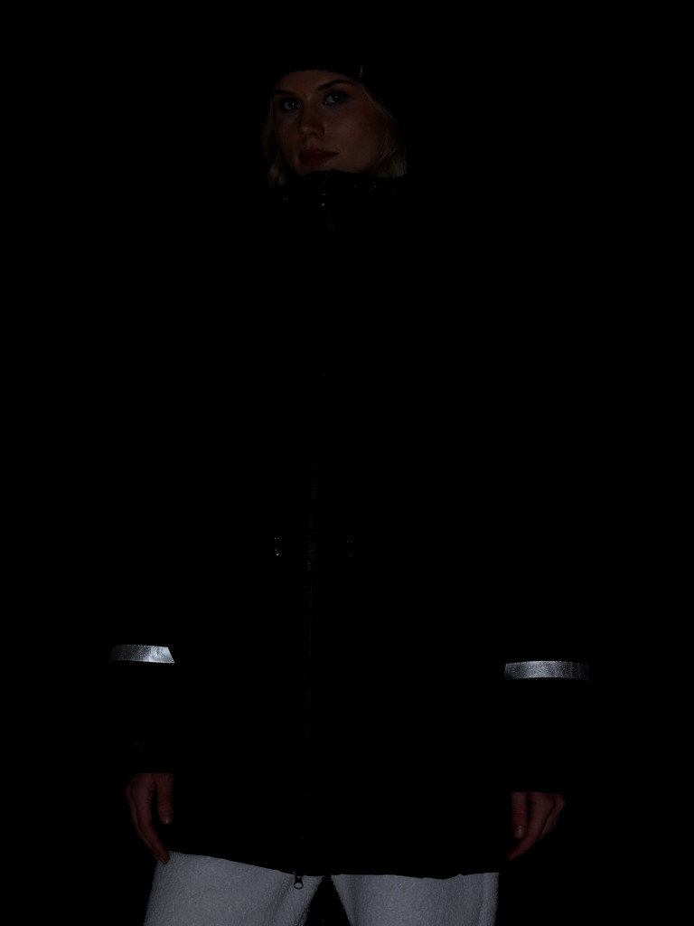 Пуховик женский Helly Hansen Essence