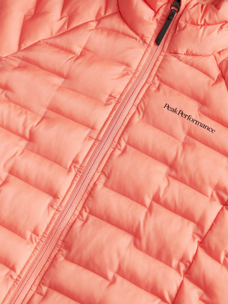 Куртка утепленная женская Peak Performance Argon