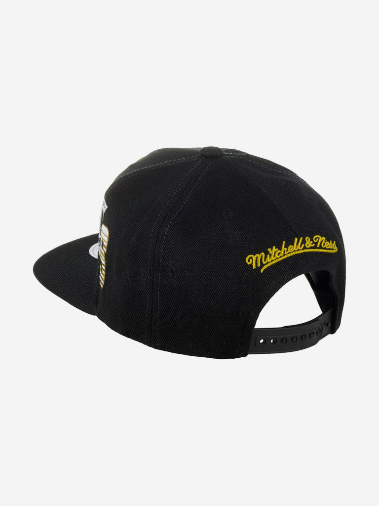 Бейсболка с прямым козырьком MITCHELL NESS HHSS3180-DNUYYPPPBLCK Denver Nuggets NBA (черный)