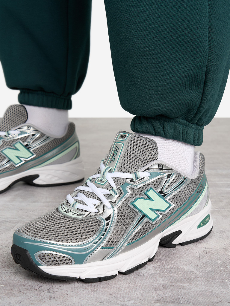 Кроссовки женские New Balance 740