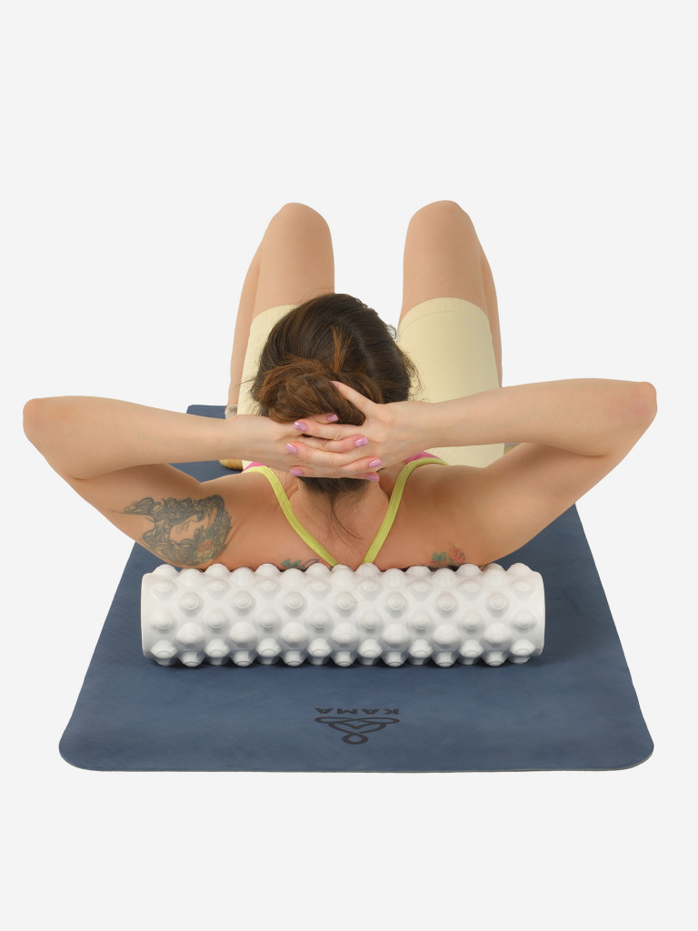 Валик для спины массажный Kama, 45x12 см