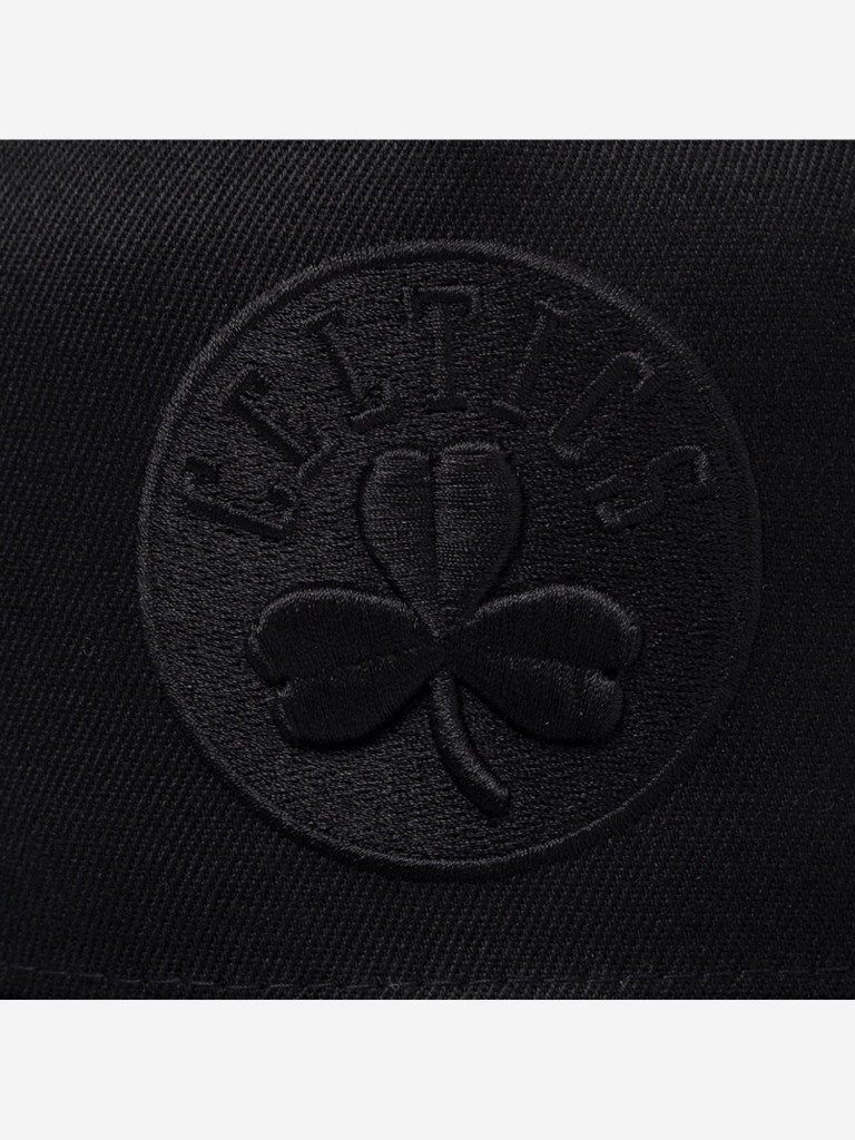 Бейсболка MITCHELL NESS INTL217-BOSCEL-BLK Boston Celtics NBA