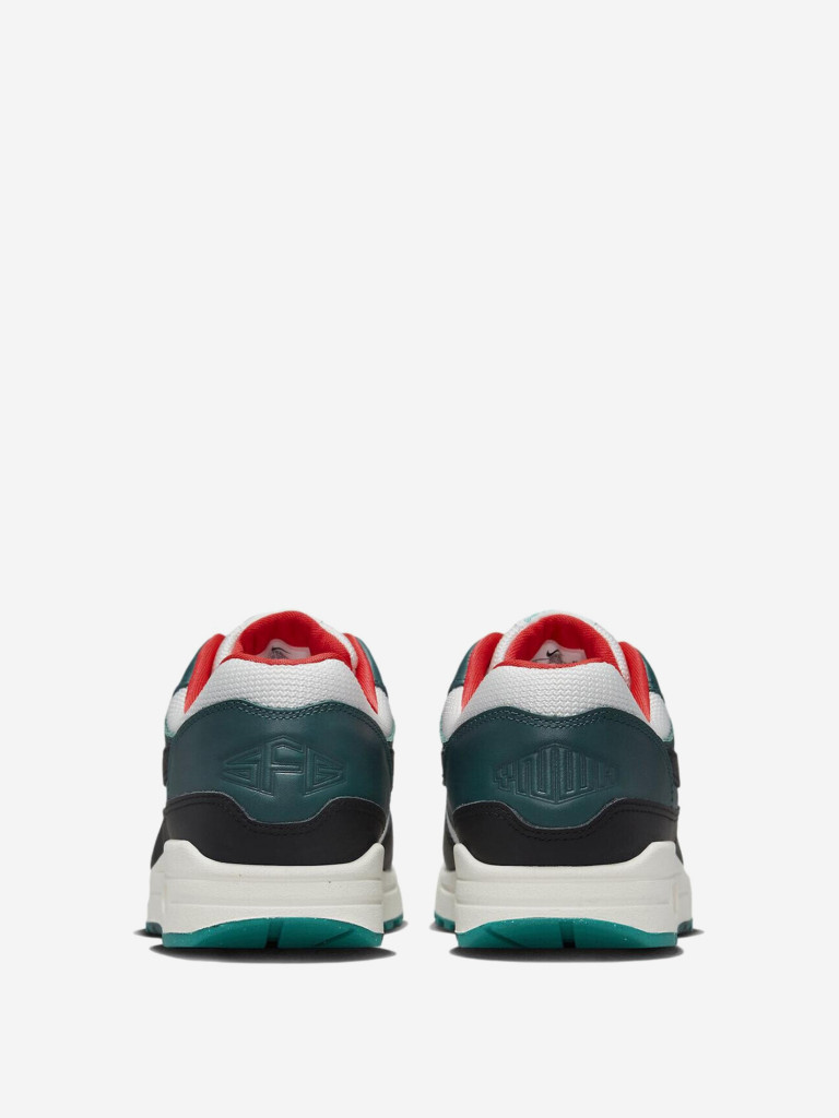 Кроссовки Nike Air Max 1 Premium LeBron x Liverpool FC