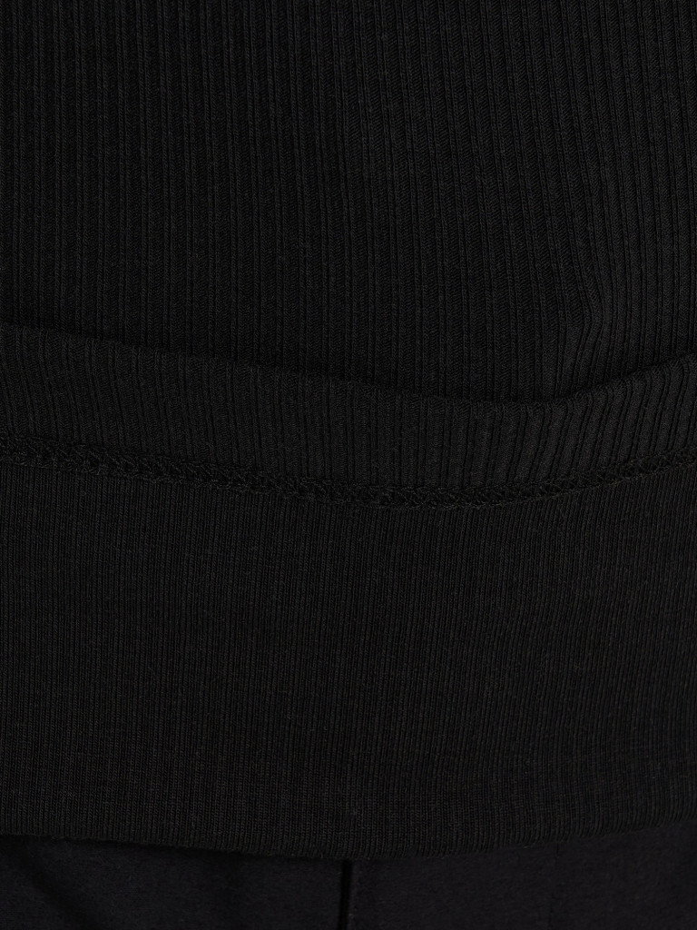 Футболка женская The North Face Mock Neck Slim