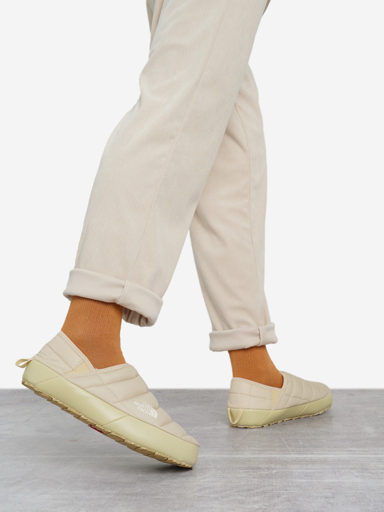 Слипоны утепленные женские The North Face Thermoball Traction Mule V