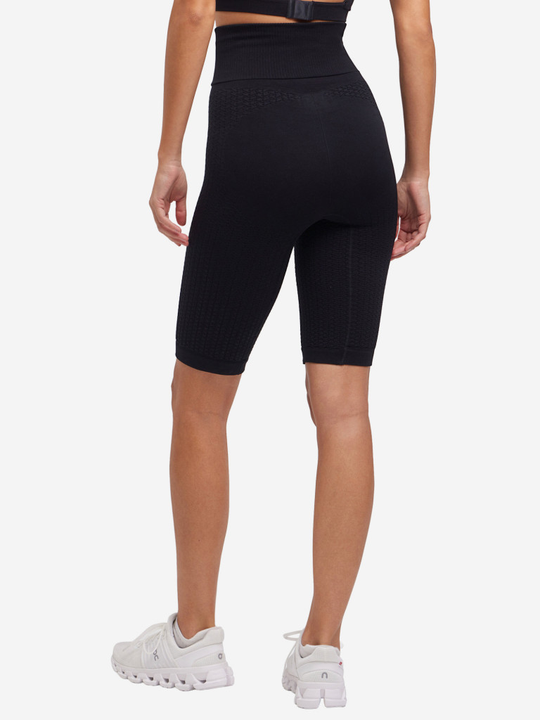 Женские спортивные шорты FALKE