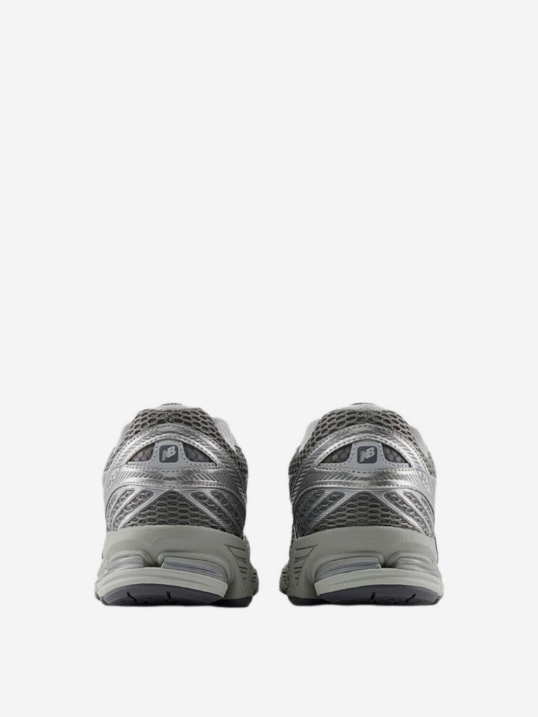 Кроссовки New Balance 860 V2