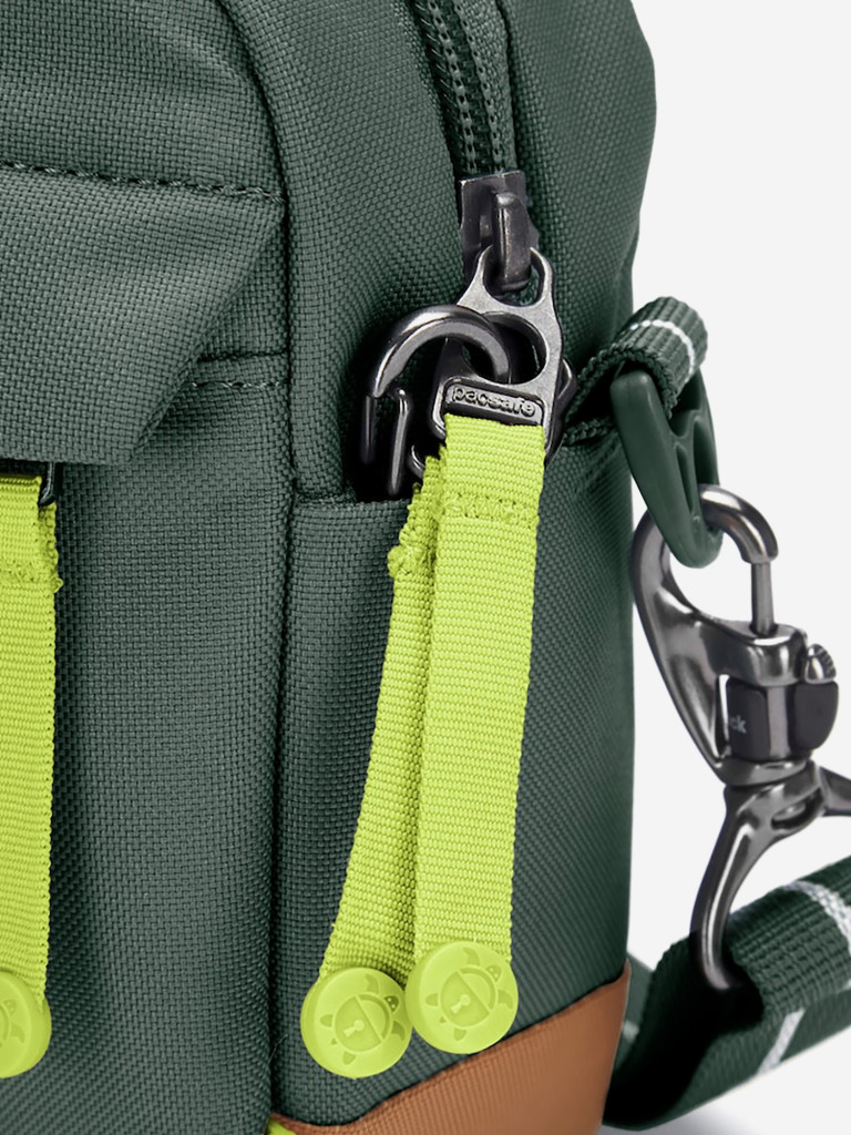 Сумка антивор Pacsafe GO crossbody, Spruce Green, 2,5 л.
