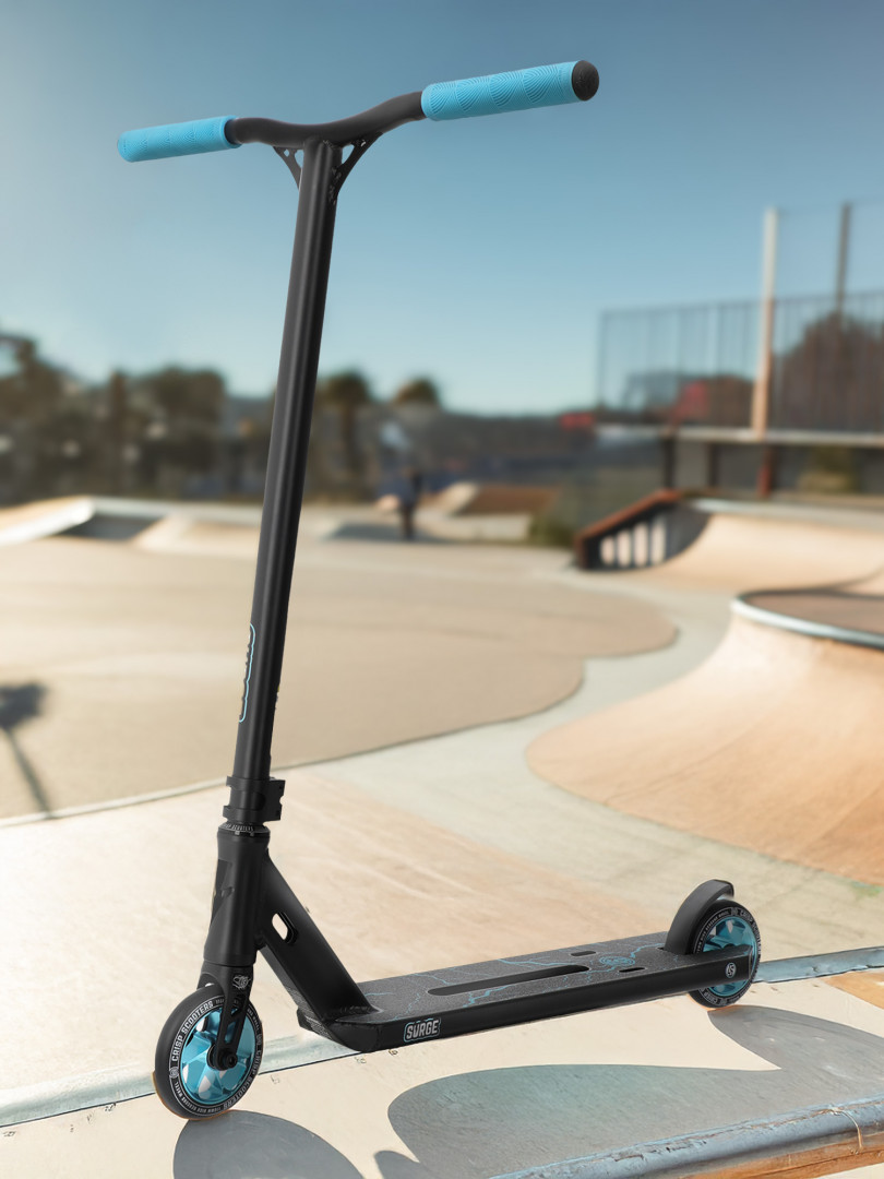 

Самокат Crisp Surge, Черный