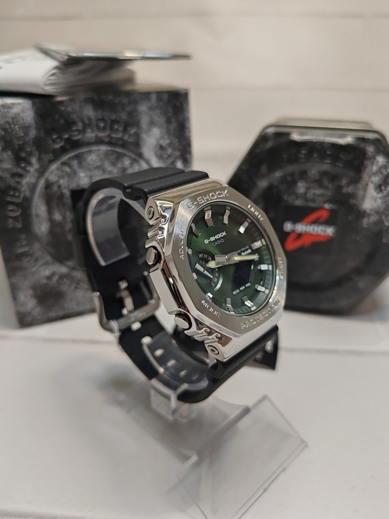 Спортивные часы CASIO G-SHOCK GBM-2100A-1A3