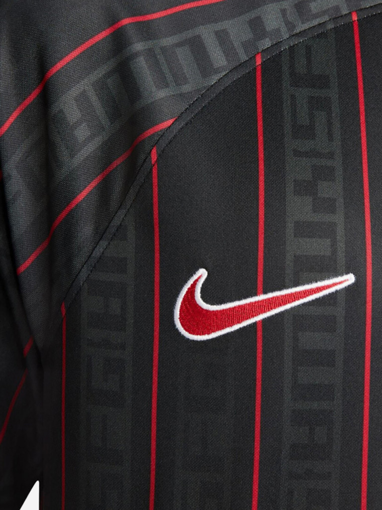 Футболка спортивная мужская Nike LeBron X Liverpool F.C. Dri FIT Stadium