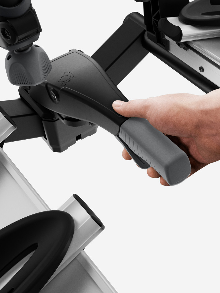 Велокрепление на автомобиль THULE VeloCompact 926 на фаркоп для 3-х велосипедов, 13-pin