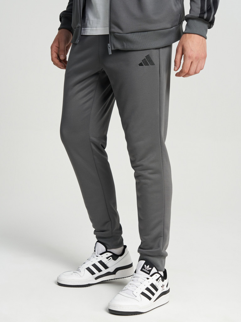 Костюм мужской adidas